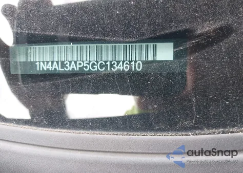 2016 Nissan Altima 2.5/S/Sv/Sl/Sr z USA, uszkodzony, nr VIN 1N4AL3AP5GC134610